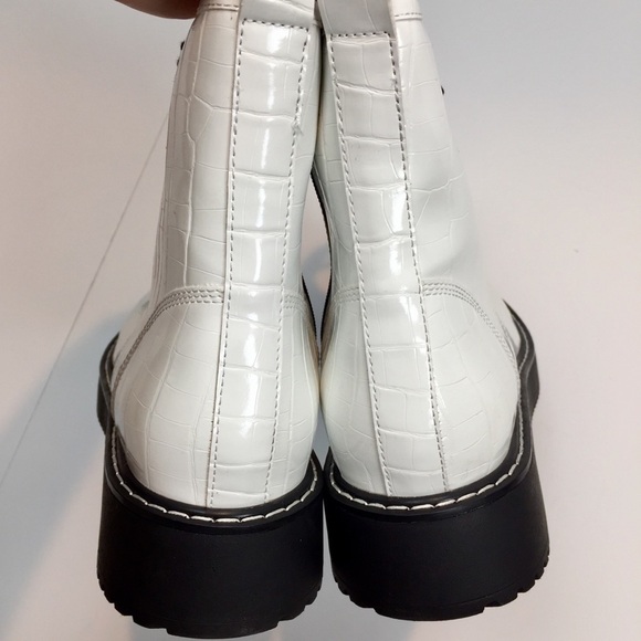 MADDEN GIRL Kurrt Combat Boots Crocodile White - Picture 8 of 9